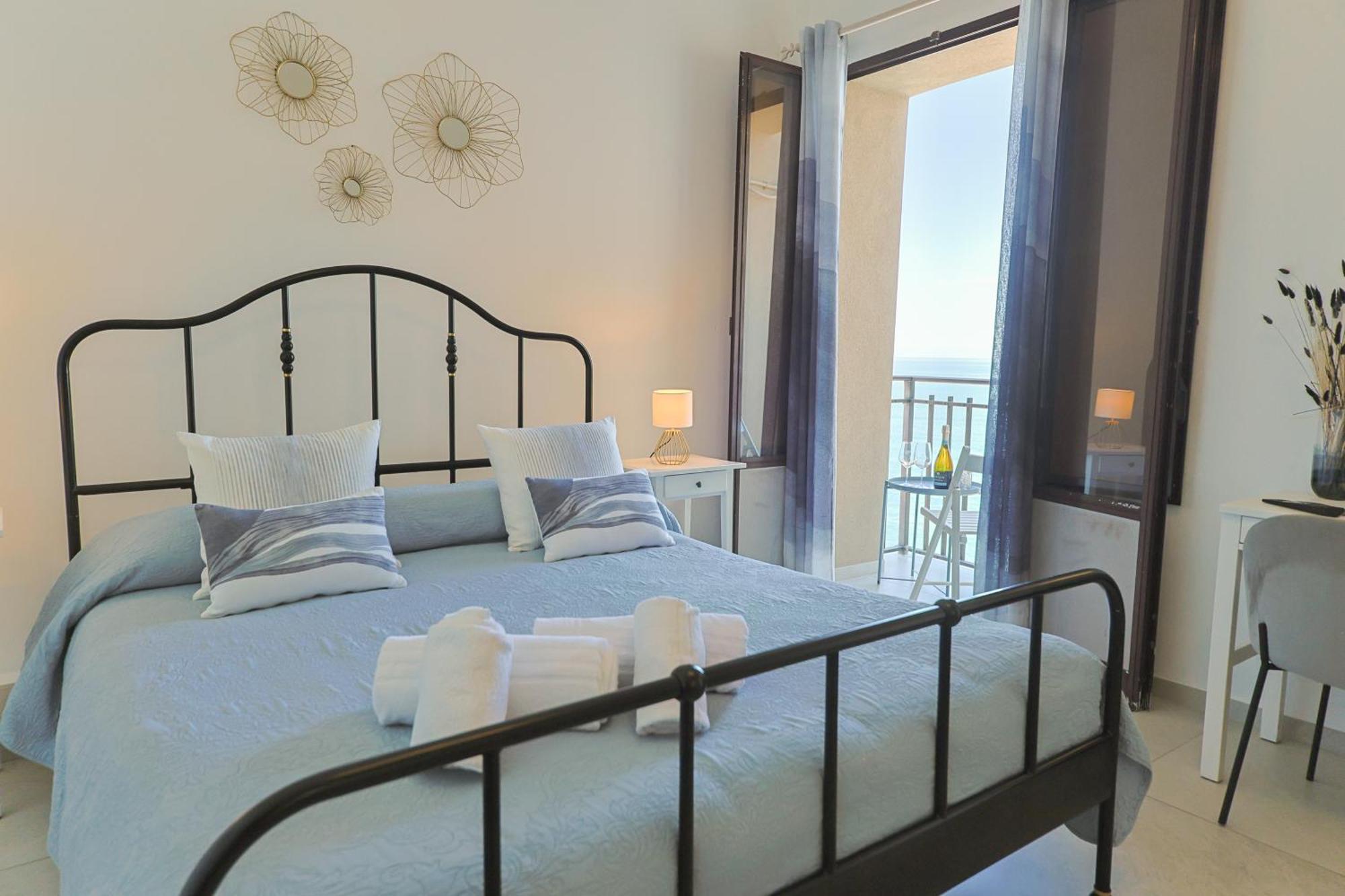 Casanova Rooms And Apartment To Rent Cefalu Ngoại thất bức ảnh